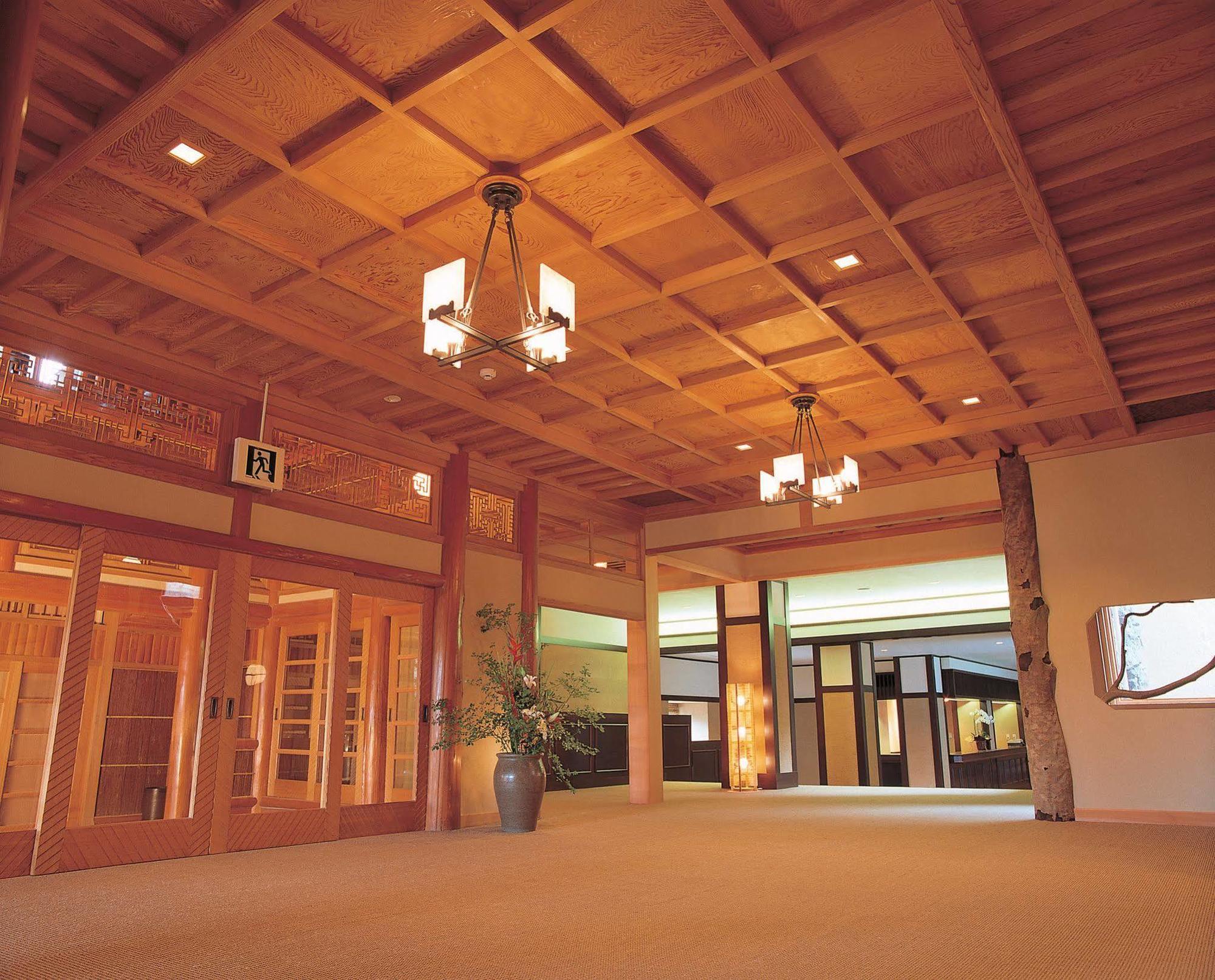 Towada Prince Hotel Kosaka Екстериор снимка